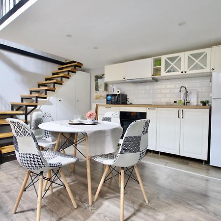 Studio Apartment By Hi5- Rozsa Street Budapest Esterno foto